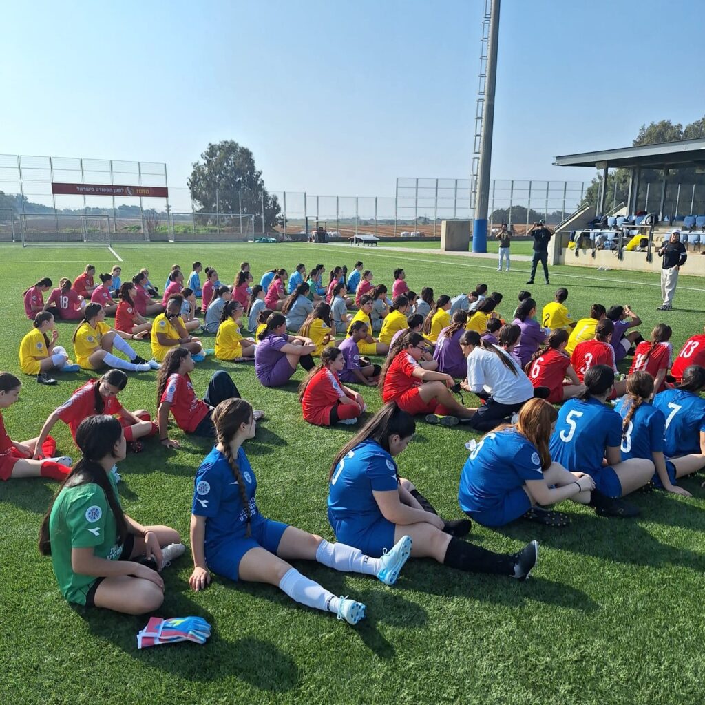 פרויקט בועטות.jpeg